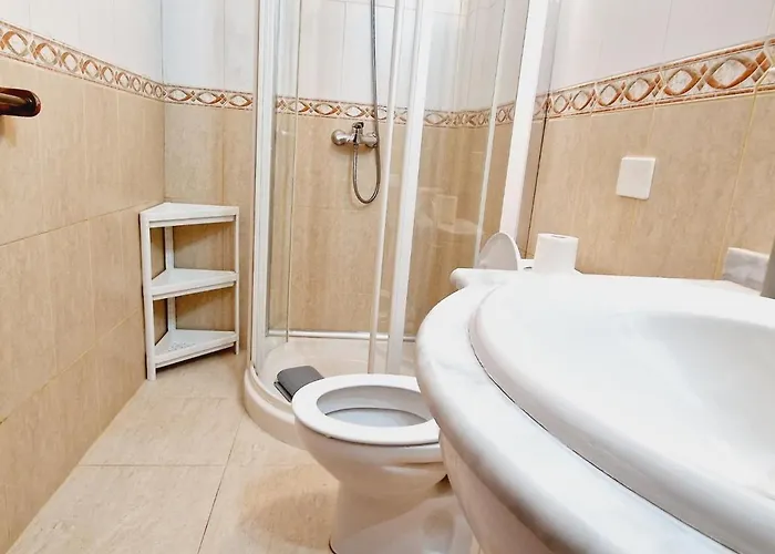 Nicole, 2 Bedrooms In Playa De Americas