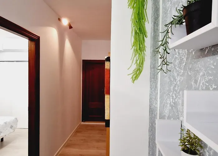 Nicole, 2 Bedrooms In Playa De Americas *