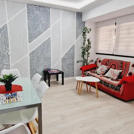 Nicole, 2 Bedrooms In Playa De Americas *