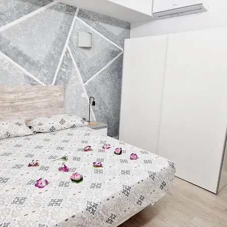 Ferienhaus Nicole, 2 Bedrooms In Playa De Americas Playa de las Américas
