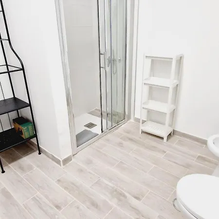 Будинок відпочинку Nicole, 2 Bedrooms In Playa De Americas *